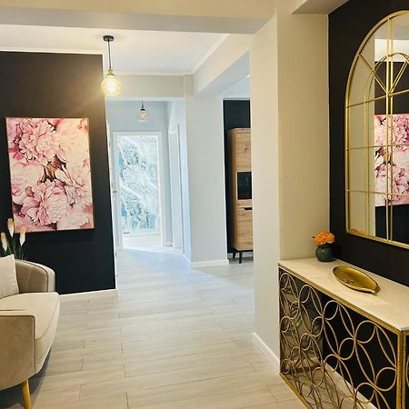 Sibiu Ezonia Central Apartment Eksteriør bilde