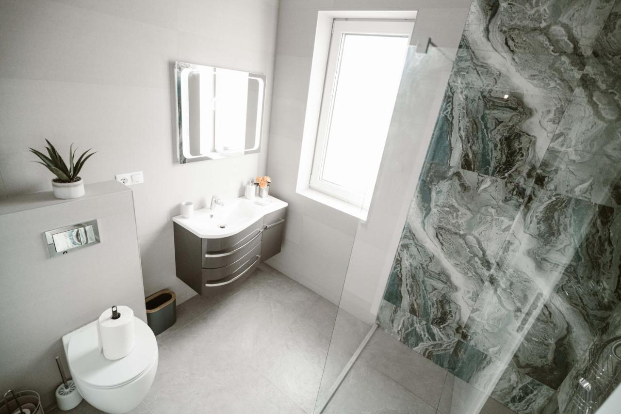 Sibiu Ezonia Central Apartment Eksteriør bilde