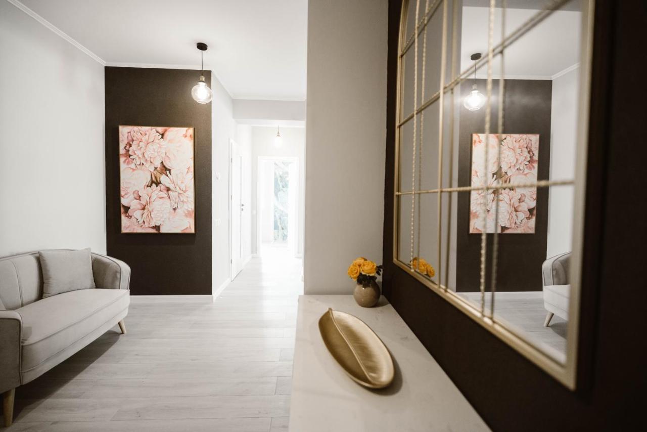Sibiu Ezonia Central Apartment Eksteriør bilde